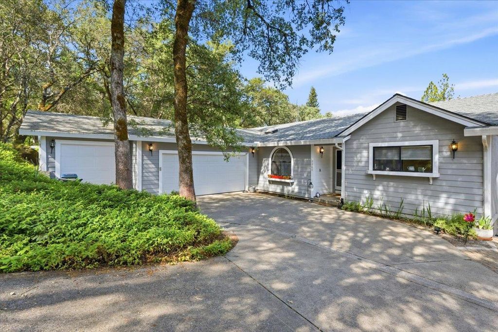 17708 Chaparral Dr, Penn Valley, CA 95946