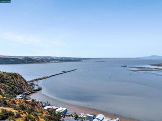 201 Sandy beach Road, Vallejo, CA 94590