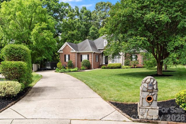 3003 Rochester Court, Monroe, NC 28110