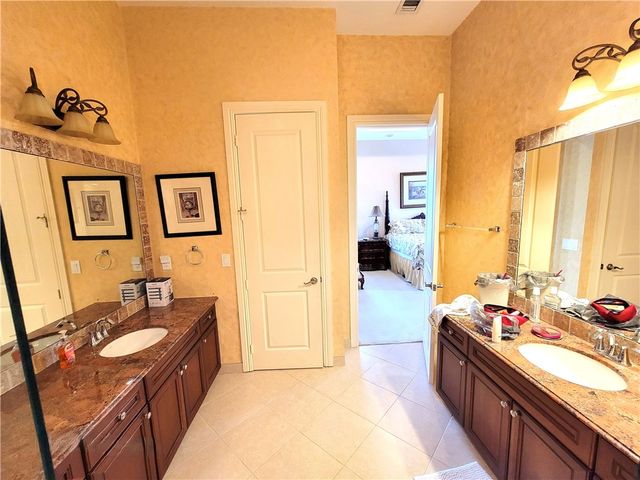 6095 Bella Rosa Lane 108, Vero Beach, FL 32966