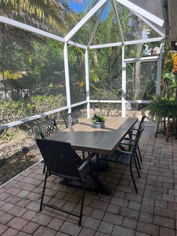 1564 Sunset Way, Weston, FL 33327