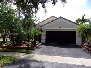1564 Sunset Way, Weston, FL 33327