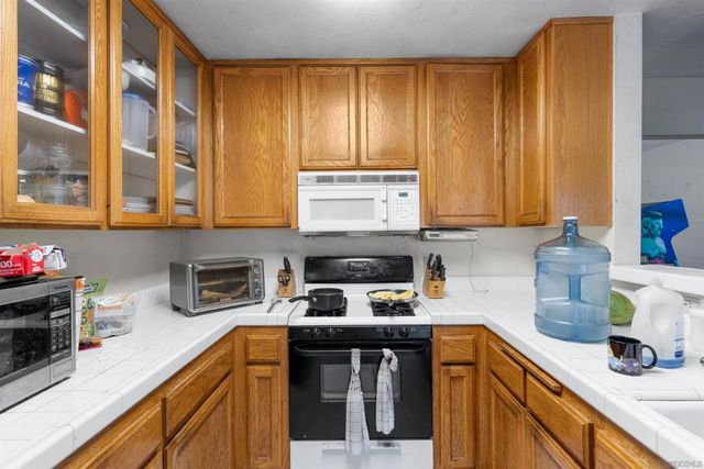 7207 Berkeley Dr., La Mesa, CA 91942
