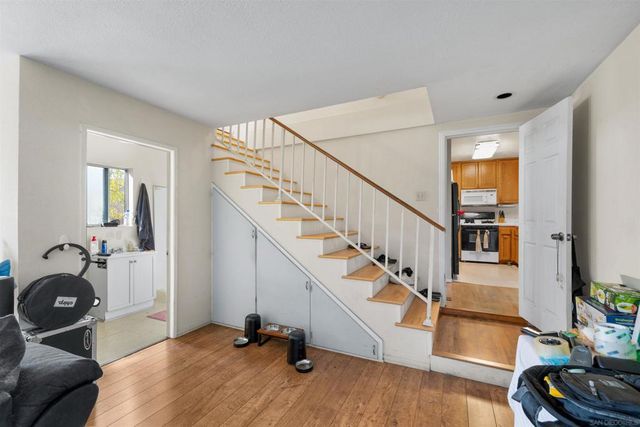 7207 Berkeley Dr., La Mesa, CA 91942