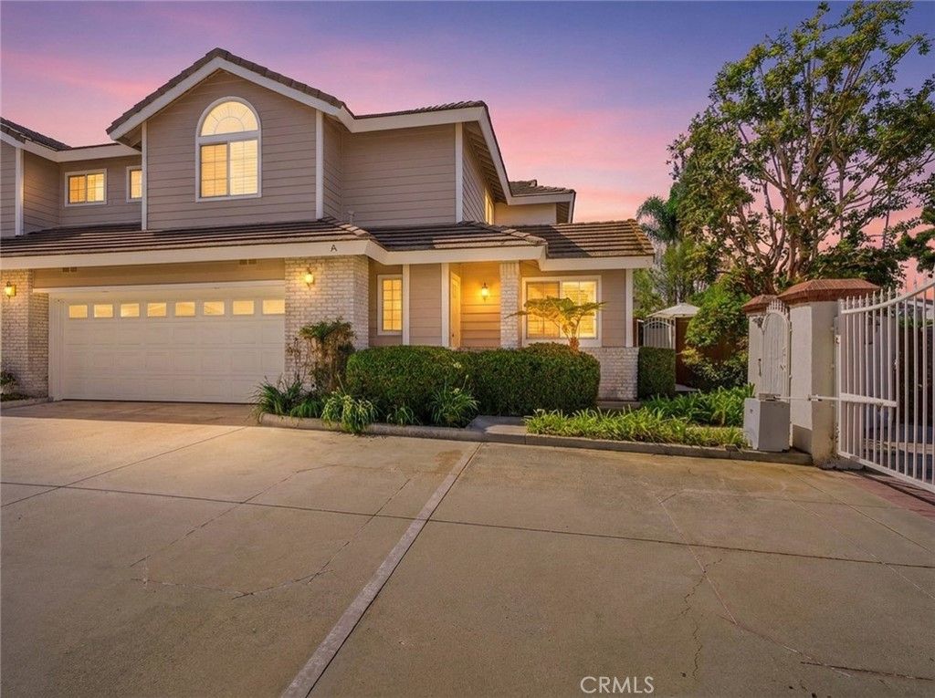 2680 Orange, Costa Mesa, CA 92627 — exterior
