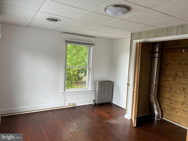 17822 SHERMAN AVE, Hagerstown, MD 21740