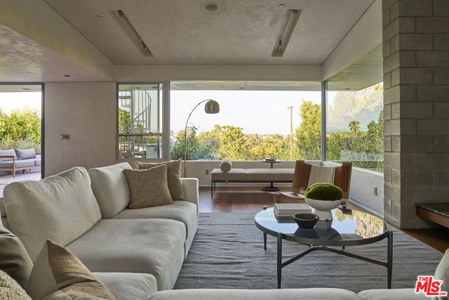 2502 7th Street, Santa Monica, CA 90405