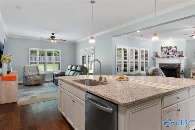 7028 Regency Lane, Gurley, AL 35748