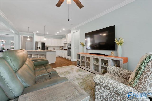 7028 Regency Lane, Gurley, AL 35748