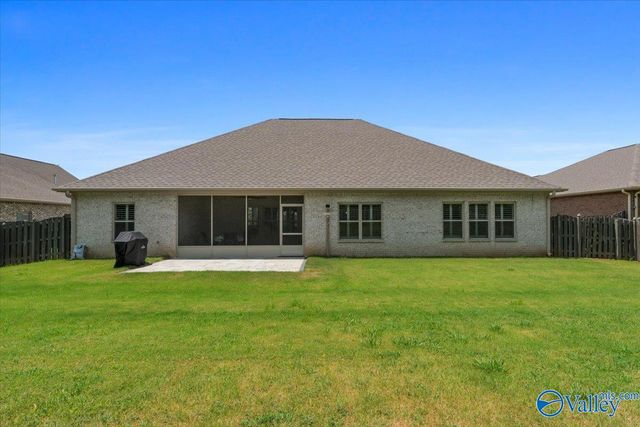 7028 Regency Lane, Gurley, AL 35748