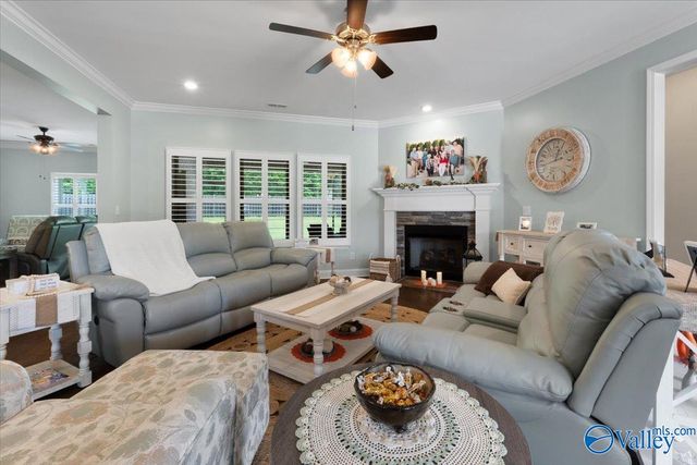 7028 Regency Lane, Gurley, AL 35748