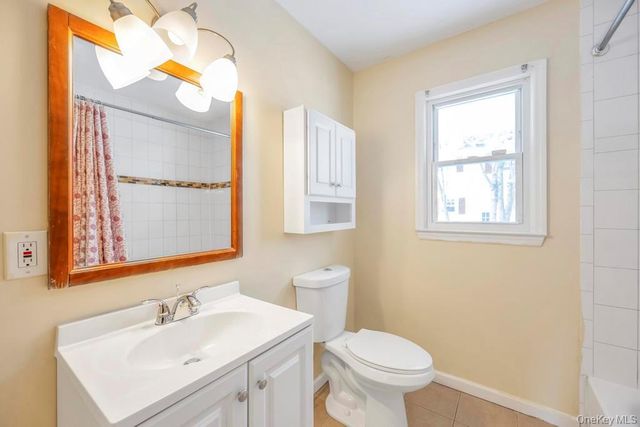 3 Radburn Lane, Port Jefferson Station, NY 11776