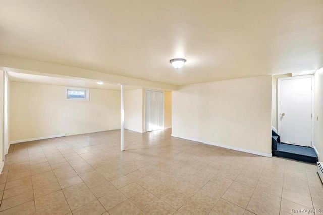 3 Radburn Lane, Port Jefferson Station, NY 11776