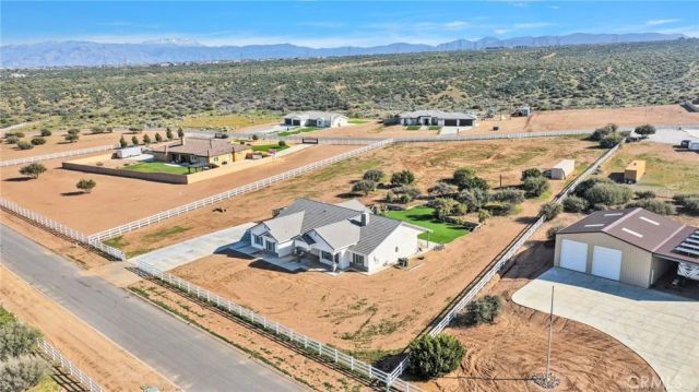 9177 Taylor Way, Phelan, CA 92371