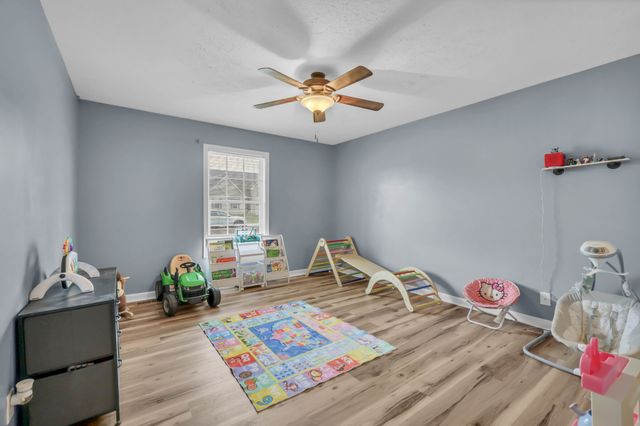 3723 Suiter Rd, Clarksville, TN 37040