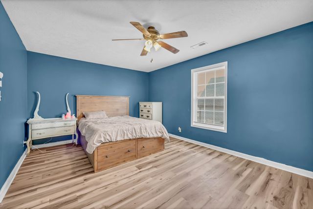 3723 Suiter Rd, Clarksville, TN 37040