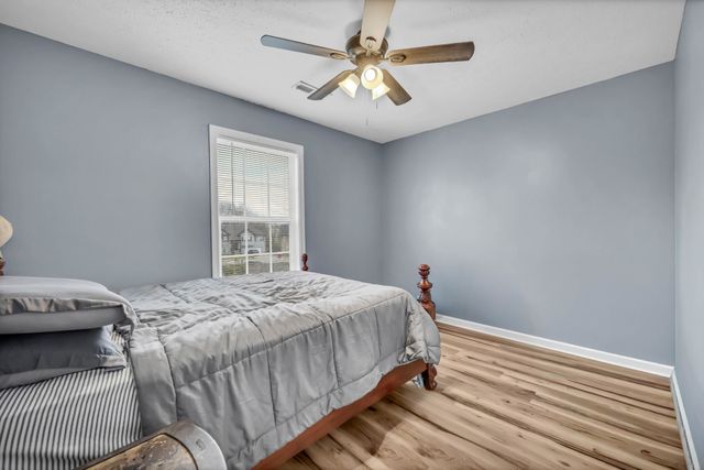 3723 Suiter Rd, Clarksville, TN 37040