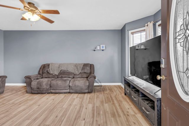 3723 Suiter Rd, Clarksville, TN 37040