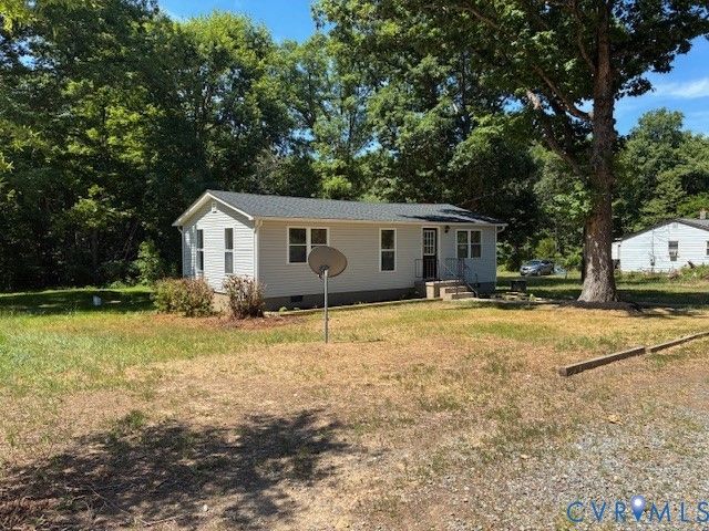 420 Rolling Path Rd, Louisa, VA 23093