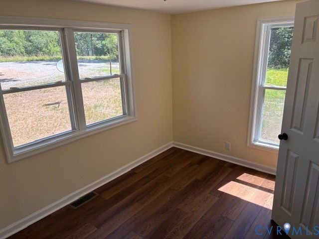420 Rolling Path Rd, Louisa, VA 23093