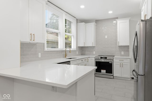 561 E 37th Street, Indianapolis, IN 46205