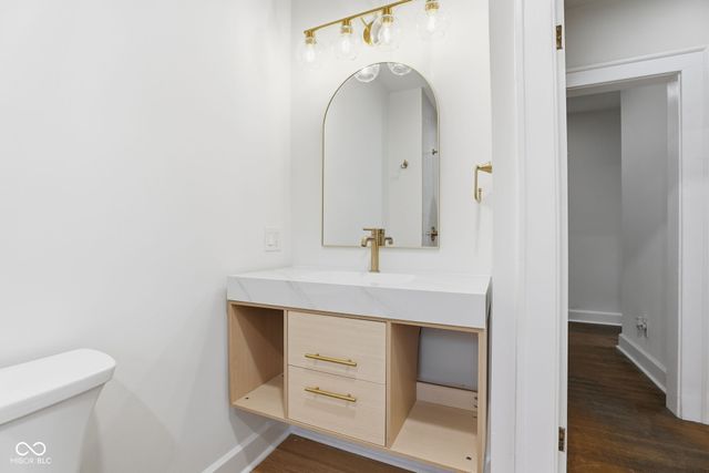 561 E 37th Street, Indianapolis, IN 46205