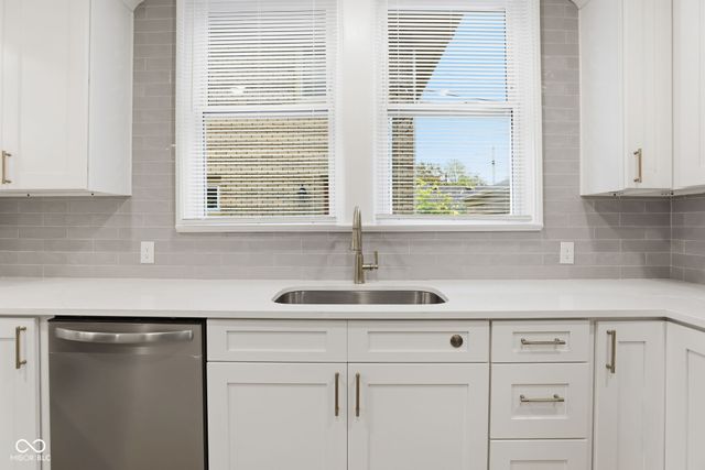 561 E 37th Street, Indianapolis, IN 46205