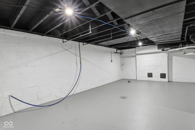 561 E 37th Street, Indianapolis, IN 46205