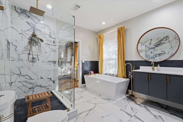 709 Woodbine Avenue, Dallas, TX 75203