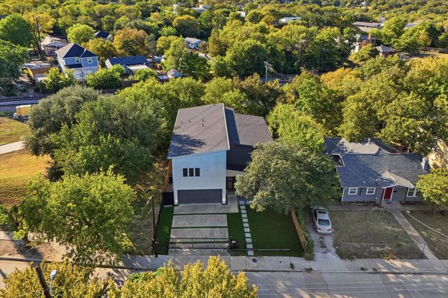 709 Woodbine Avenue, Dallas, TX 75203