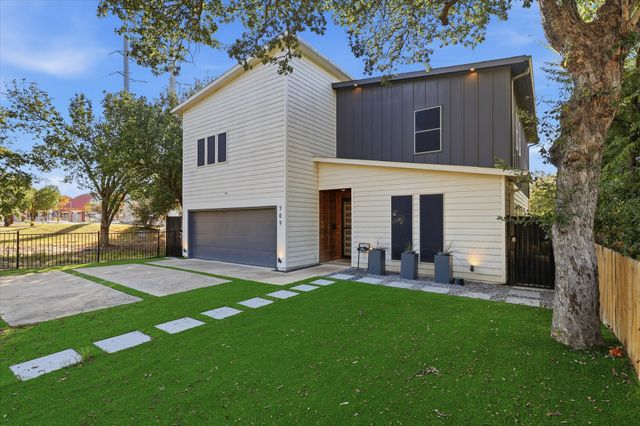 709 Woodbine Avenue, Dallas, TX 75203