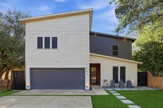 709 Woodbine Avenue, Dallas, TX 75203
