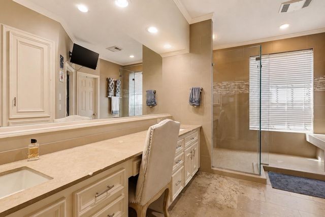 5834 Mountain View Drive, Kingwood, TX 77345