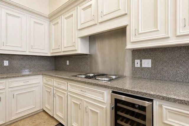 5834 Mountain View Drive, Kingwood, TX 77345
