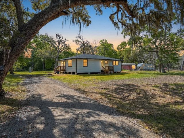 17958 County Road 426, Brazoria, TX 77422