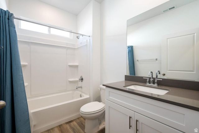 3537 S PADRE BAY DR, Washington, UT 84780