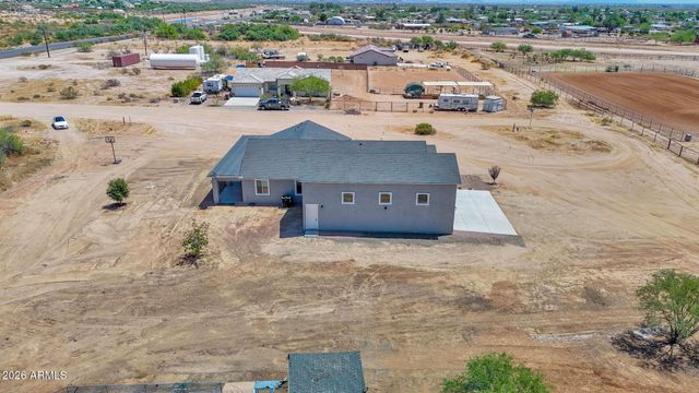 21028 N DENVER HILL Drive, Wittmann, AZ 85361