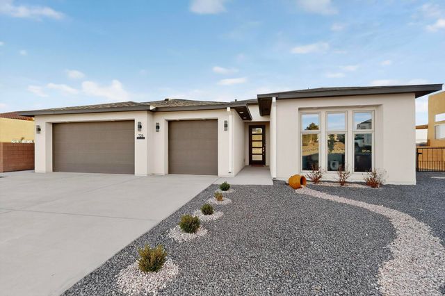 720 10th Avenue SE, Rio Rancho, NM 87124