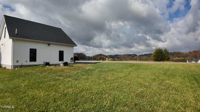 210 Lake View Estates Drive, Bristol, TN 37620