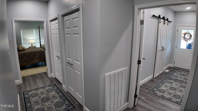 210 Lake View Estates Drive, Bristol, TN 37620