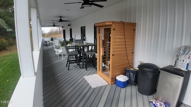 210 Lake View Estates Drive, Bristol, TN 37620
