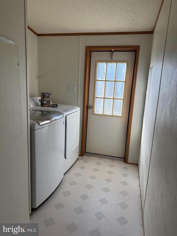 102 FRONT ST, Centre Hall, PA 16828