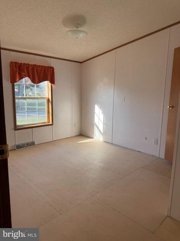 102 FRONT ST, Centre Hall, PA 16828