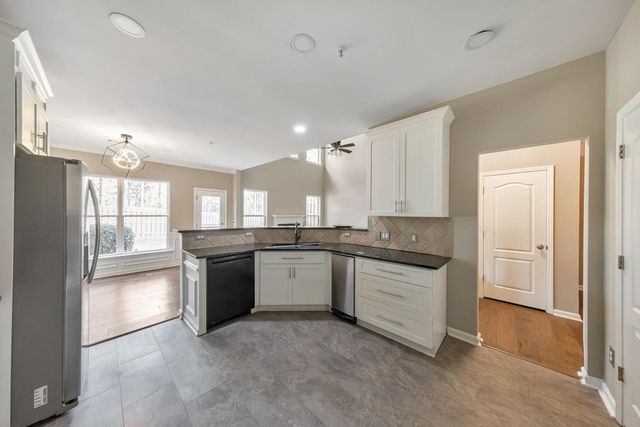 415 Mountain View Lane, Woodstock, GA 30188