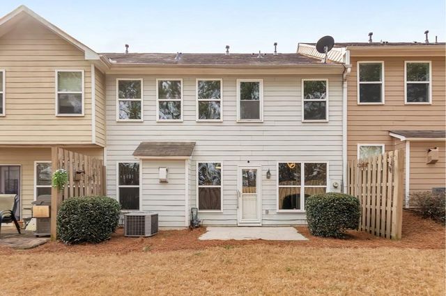 415 Mountain View Lane, Woodstock, GA 30188