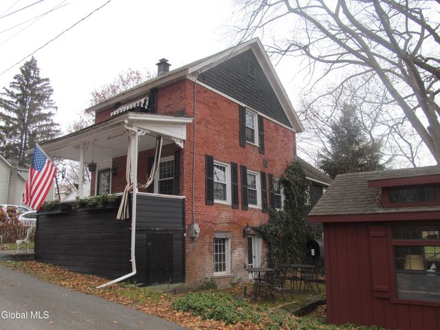 16 Elbow Street, Greenwich, NY 12834