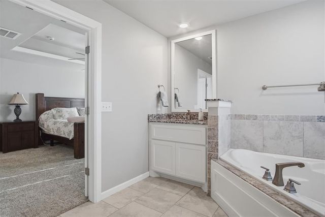 13805 Limestone Lane, Yukon, OK 73099