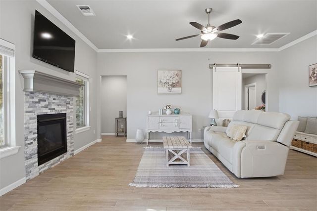 13805 Limestone Lane, Yukon, OK 73099