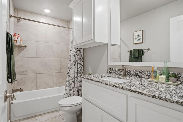 13805 Limestone Lane, Yukon, OK 73099