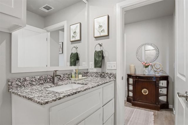 13805 Limestone Lane, Yukon, OK 73099